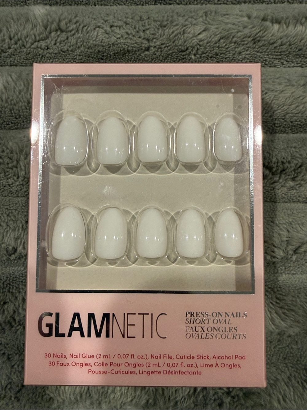 Glamnetic White Short Oval Press-On Nails